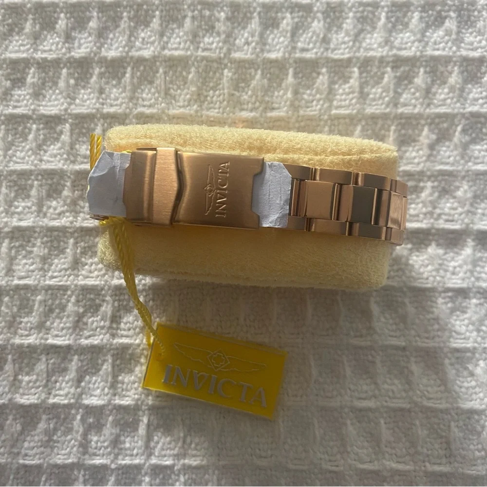 Invicta angel rose
